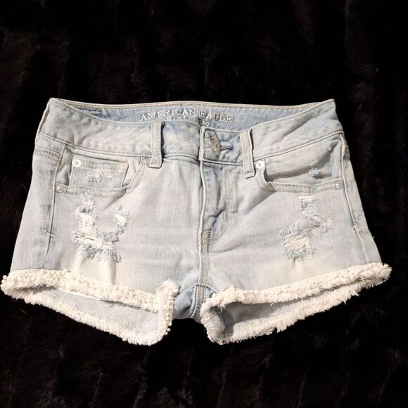 American Eagle shorts - Picture 1 of 3